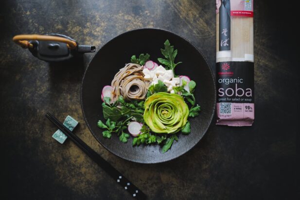 Avocado Soba Noodle Salad with Ginger Soy Sauce Dressing